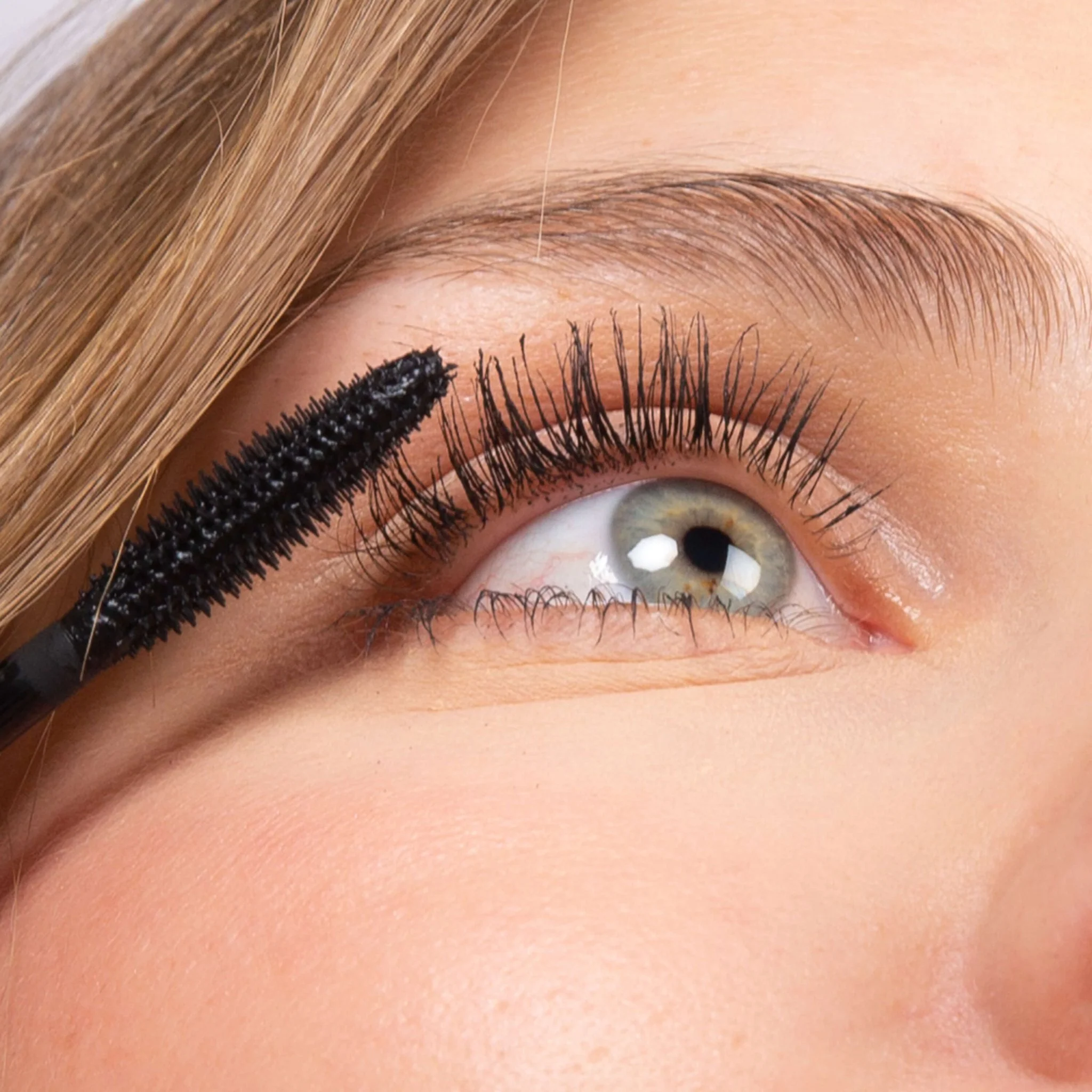 Mascara Volume Boost Naturel Noir - Image 2